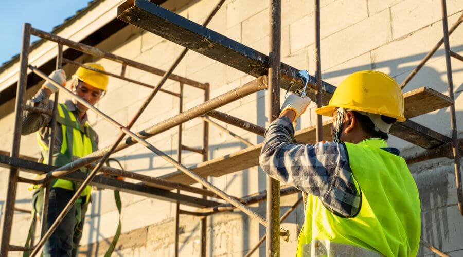 Professional residential roofers in Davis, IL